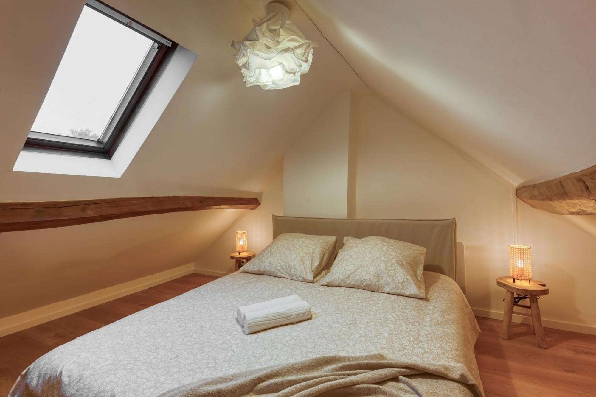 4 Pers Wifi Boite A Cle Netflix D'Huison-Longueville